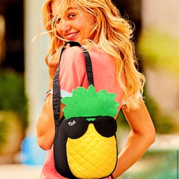 pink pineapple lunch bag
